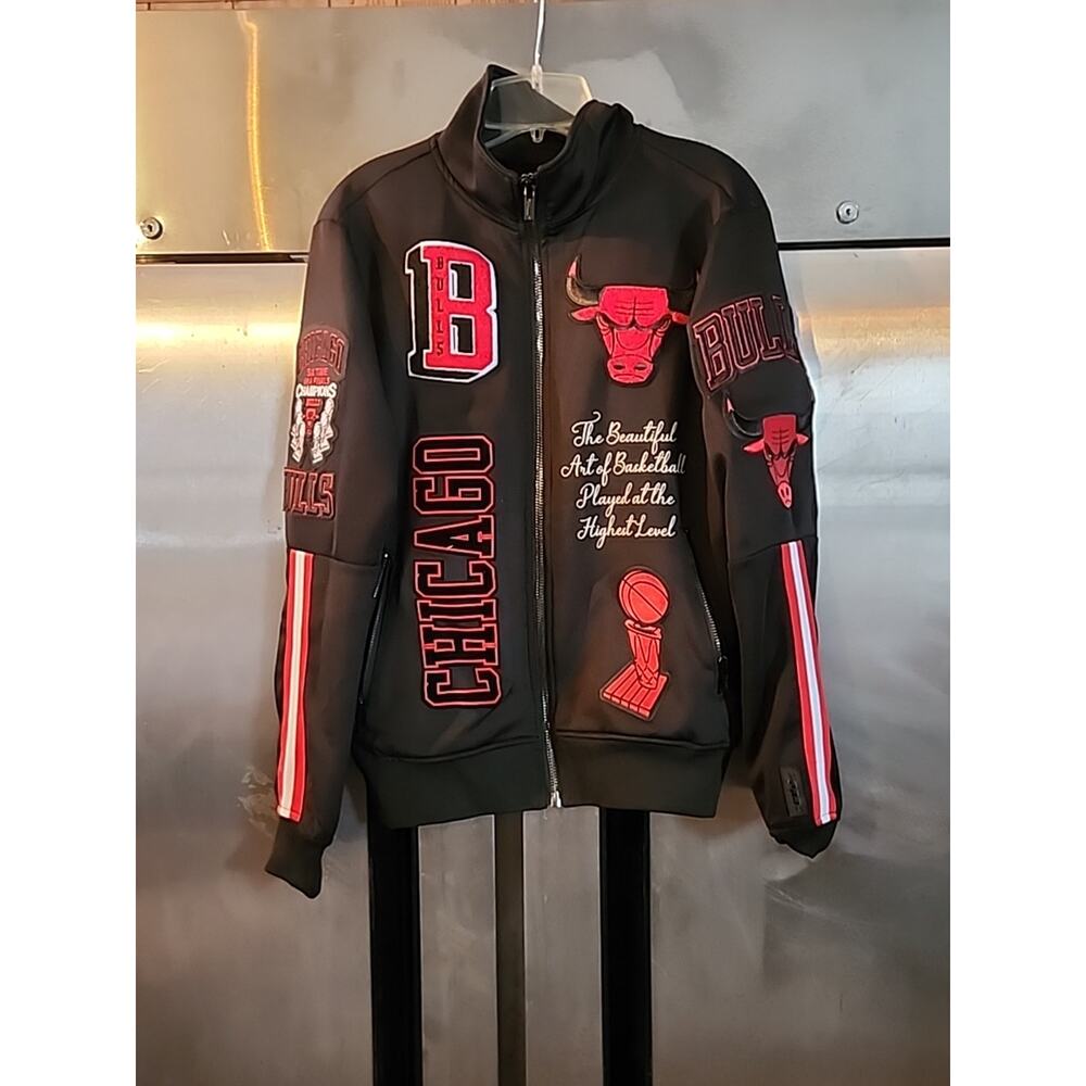 Chicago Bulls Jacket Mens Small NBA Basketball Pro Standard Six Time Champs